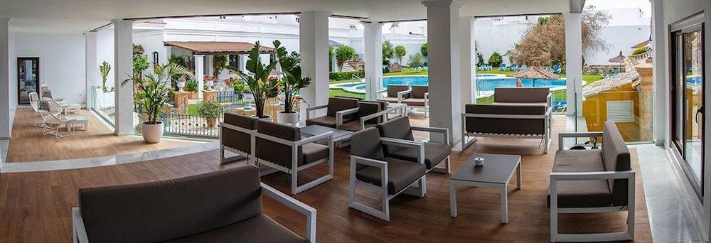Casa de hóspedes Dona Lola Marina *